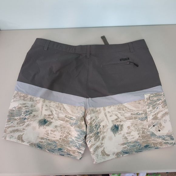 Realtree Shorts Mens 3xl Mirage PR Hybrid Fishing Swim Trunks Grey Aspect Camo - Picture 1 of 5